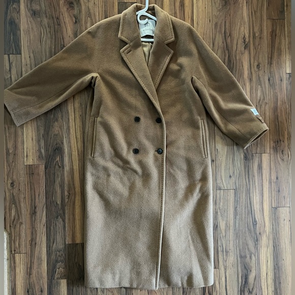 Aritzia Babaton Slouch Coat - Picture 5 of 5